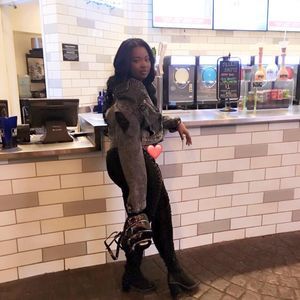 Meet your Posher, Chelsey